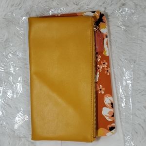 Rachel Pally followers Clutch